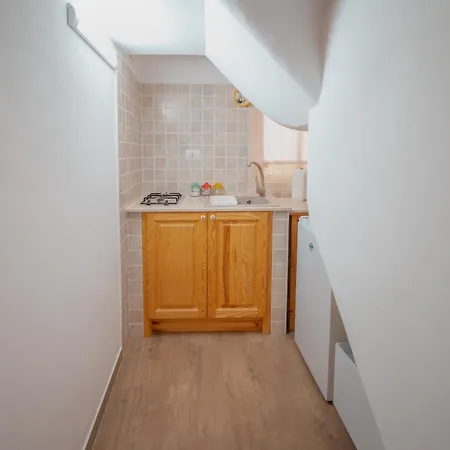 Uno Scorcio Sulla Rocca By Wonderful Italy *